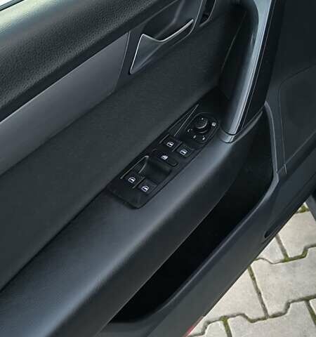 Синий Фольксваген Пассат, объемом двигателя 1.97 л и пробегом 280 тыс. км за 8850 $, фото 26 на Automoto.ua