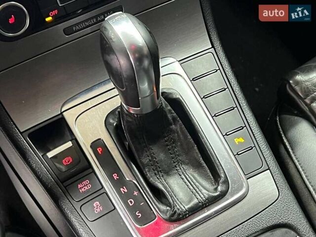 Фольксваген Пассат 2011 в Одессе на Automoto.ua Синий Фольксваген Пассат, объемом двигателя 1.4 л и пробегом 350 тыс. км за 8300 $, фото 18 на Automoto.ua