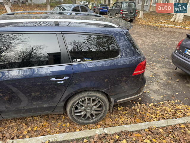 Синий Фольксваген Пассат, объемом двигателя 1.4 л и пробегом 352 тыс. км за 7500 $, фото 5 на Automoto.ua