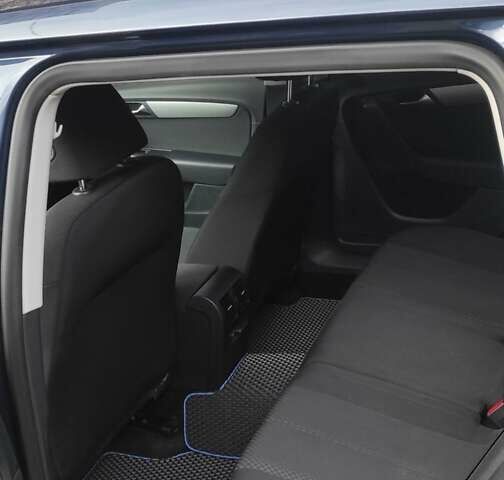 Синий Фольксваген Пассат, объемом двигателя 1.97 л и пробегом 290 тыс. км за 8700 $, фото 8 на Automoto.ua