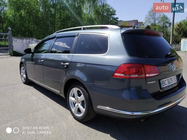 Синий Фольксваген Пассат, объемом двигателя 1.6 л и пробегом 355 тыс. км за 8250 $, фото 4 на Automoto.ua