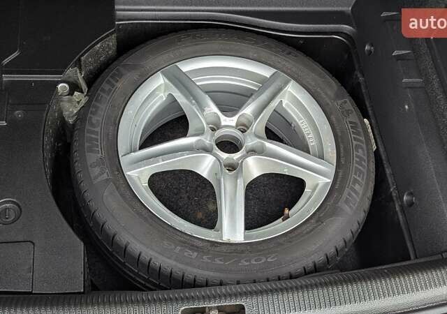 Синій Фольксваген Пассат, об'ємом двигуна 2 л та пробігом 290 тис. км за 8500 $, фото 11 на Automoto.ua