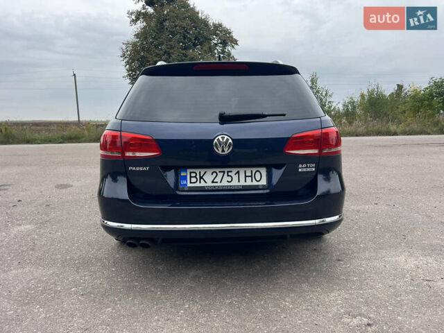 Синий Фольксваген Пассат, объемом двигателя 2 л и пробегом 263 тыс. км за 10599 $, фото 6 на Automoto.ua