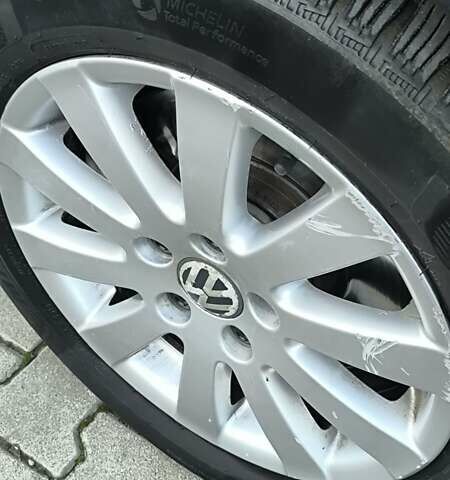 Синий Фольксваген Пассат, объемом двигателя 1.97 л и пробегом 280 тыс. км за 8850 $, фото 16 на Automoto.ua