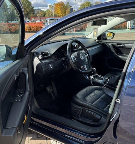 Синий Фольксваген Пассат, объемом двигателя 2 л и пробегом 256 тыс. км за 11800 $, фото 5 на Automoto.ua