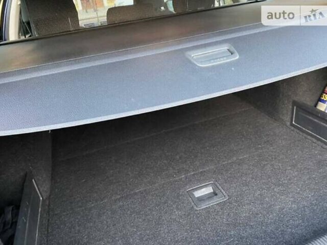 Синий Фольксваген Пассат, объемом двигателя 1.97 л и пробегом 290 тыс. км за 8700 $, фото 9 на Automoto.ua