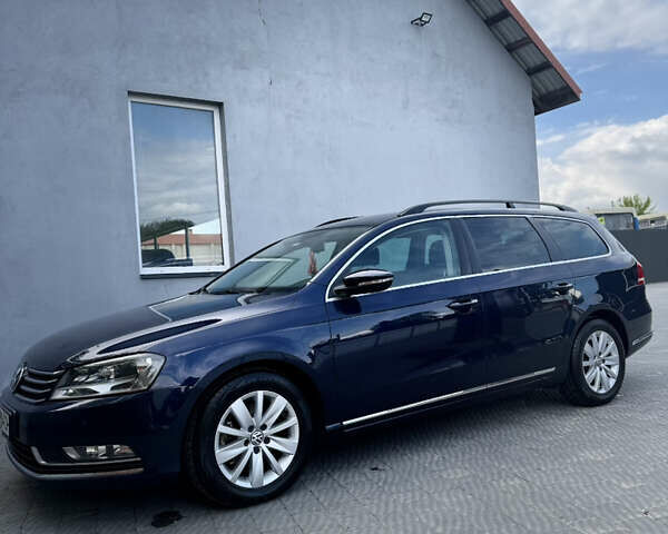 Синий Фольксваген Пассат, объемом двигателя 1.97 л и пробегом 285 тыс. км за 12200 $, фото 11 на Automoto.ua