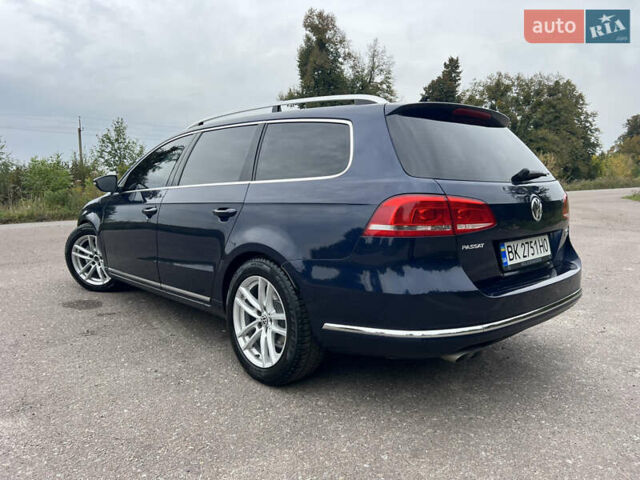 Синий Фольксваген Пассат, объемом двигателя 2 л и пробегом 263 тыс. км за 10599 $, фото 7 на Automoto.ua