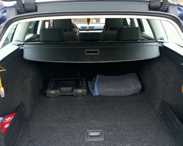 Синій Фольксваген Пассат, об'ємом двигуна 1.6 л та пробігом 135 тис. км за 8850 $, фото 22 на Automoto.ua