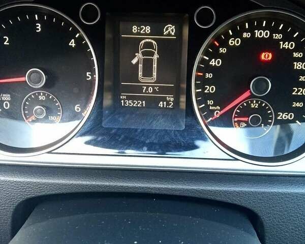 Синій Фольксваген Пассат, об'ємом двигуна 1.6 л та пробігом 134 тис. км за 9000 $, фото 13 на Automoto.ua