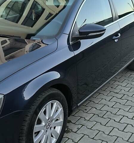 Синий Фольксваген Пассат, объемом двигателя 1.97 л и пробегом 280 тыс. км за 8850 $, фото 2 на Automoto.ua