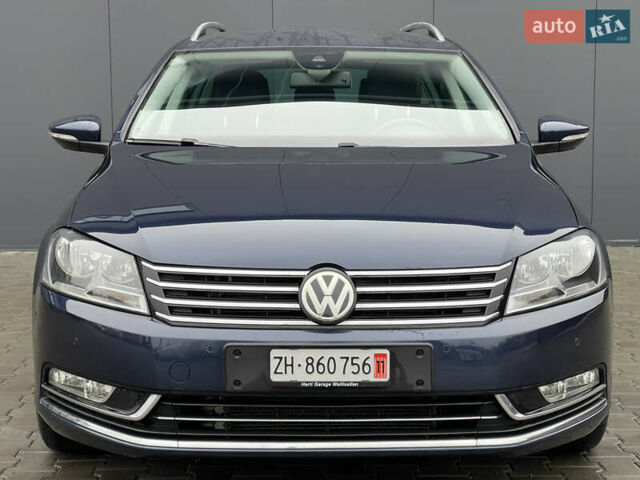 Синий Фольксваген Пассат, объемом двигателя 2 л и пробегом 225 тыс. км за 13900 $, фото 2 на Automoto.ua
