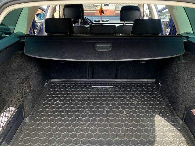 Синій Фольксваген Пассат, об'ємом двигуна 2 л та пробігом 265 тис. км за 9000 $, фото 10 на Automoto.ua