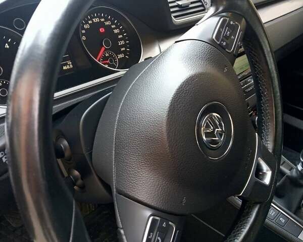 Синій Фольксваген Пассат, об'ємом двигуна 1.6 л та пробігом 134 тис. км за 9000 $, фото 12 на Automoto.ua
