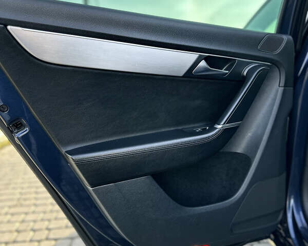 Синій Фольксваген Пассат, об'ємом двигуна 1.97 л та пробігом 220 тис. км за 11200 $, фото 40 на Automoto.ua