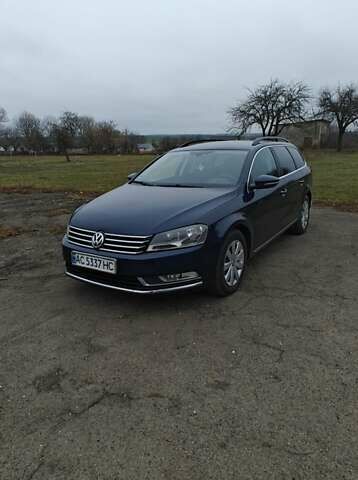 Синій Фольксваген Пассат, об'ємом двигуна 1.97 л та пробігом 275 тис. км за 9000 $, фото 17 на Automoto.ua