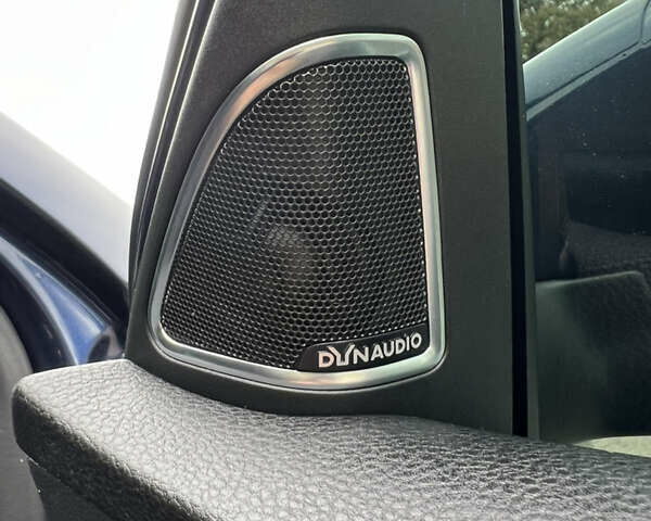 Синий Фольксваген Пассат, объемом двигателя 2 л и пробегом 263 тыс. км за 10599 $, фото 48 на Automoto.ua