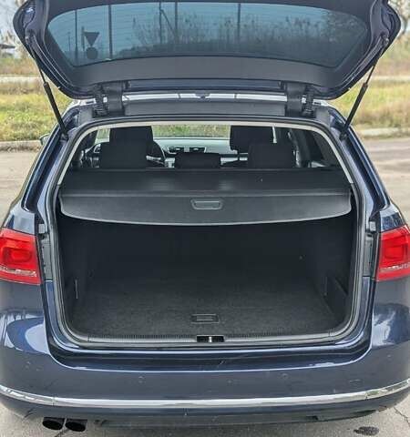 Синій Фольксваген Пассат, об'ємом двигуна 2 л та пробігом 290 тис. км за 8500 $, фото 12 на Automoto.ua