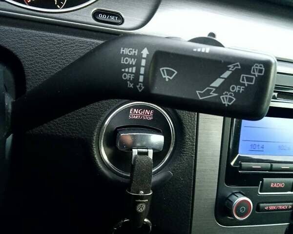 Синій Фольксваген Пассат, об'ємом двигуна 1.6 л та пробігом 135 тис. км за 8850 $, фото 21 на Automoto.ua