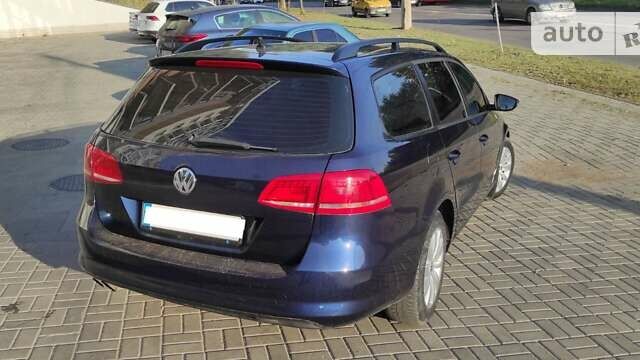 Синий Фольксваген Пассат, объемом двигателя 1.97 л и пробегом 290 тыс. км за 8700 $, фото 3 на Automoto.ua