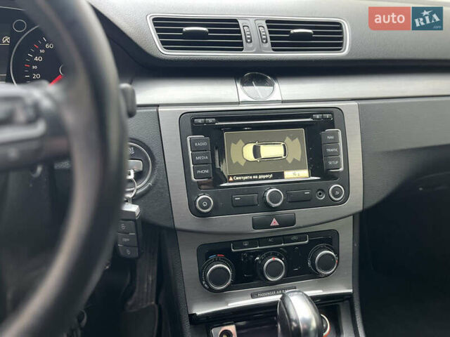 Синий Фольксваген Пассат, объемом двигателя 1.4 л и пробегом 243 тыс. км за 7250 $, фото 7 на Automoto.ua