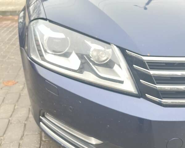 Синий Фольксваген Пассат, объемом двигателя 2 л и пробегом 246 тыс. км за 9500 $, фото 6 на Automoto.ua