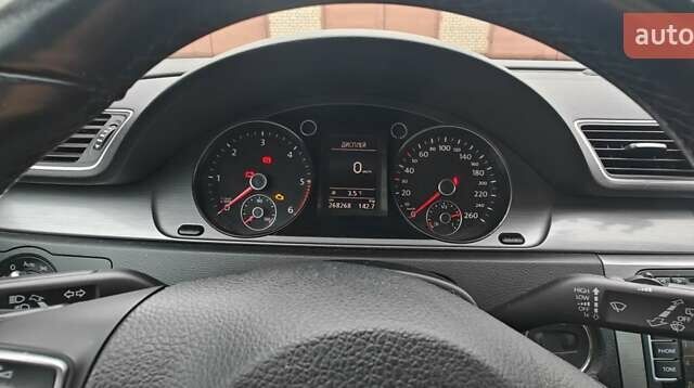 Синій Фольксваген Пассат, об'ємом двигуна 1.97 л та пробігом 275 тис. км за 9000 $, фото 6 на Automoto.ua