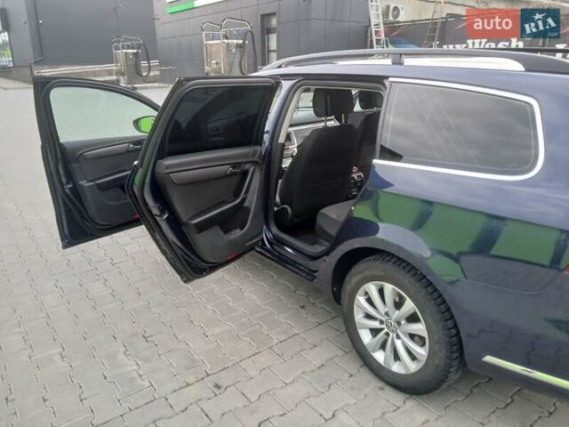 Синий Фольксваген Пассат, объемом двигателя 2 л и пробегом 300 тыс. км за 8700 $, фото 12 на Automoto.ua