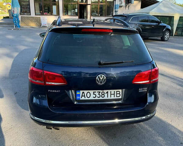 Синий Фольксваген Пассат, объемом двигателя 1.97 л и пробегом 266 тыс. км за 9199 $, фото 4 на Automoto.ua