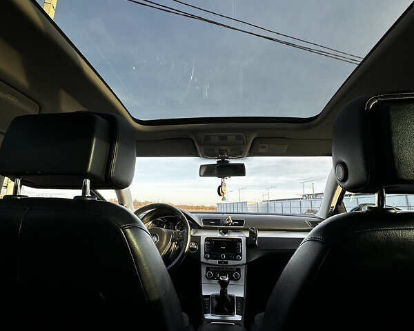 Синій Фольксваген Пассат, об'ємом двигуна 1.97 л та пробігом 220 тис. км за 11200 $, фото 59 на Automoto.ua