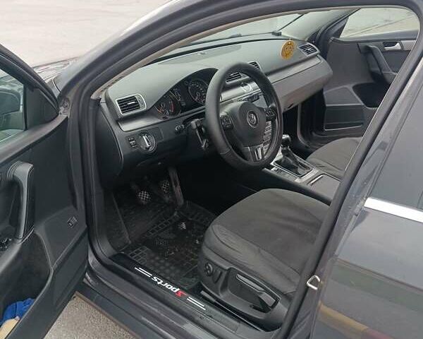 Синій Фольксваген Пассат, об'ємом двигуна 1.97 л та пробігом 250 тис. км за 8200 $, фото 34 на Automoto.ua