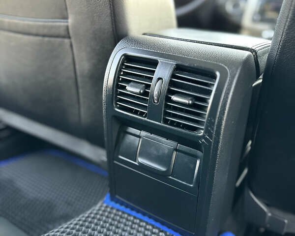 Синій Фольксваген Пассат, об'ємом двигуна 1.97 л та пробігом 220 тис. км за 11200 $, фото 51 на Automoto.ua