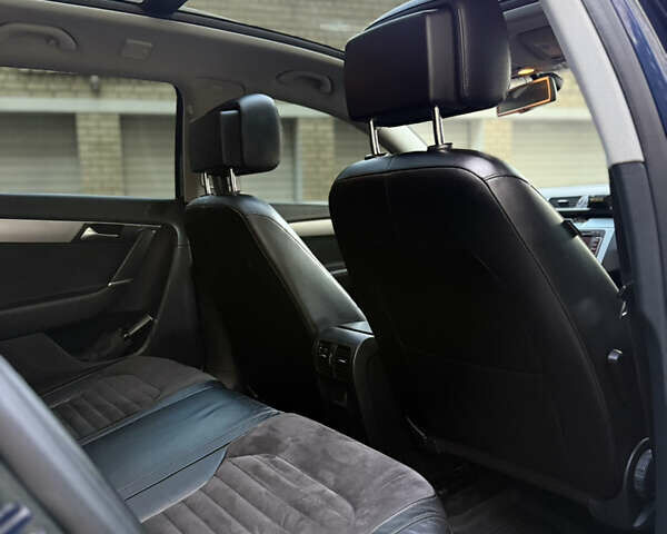 Синий Фольксваген Пассат, объемом двигателя 2 л и пробегом 294 тыс. км за 13000 $, фото 19 на Automoto.ua