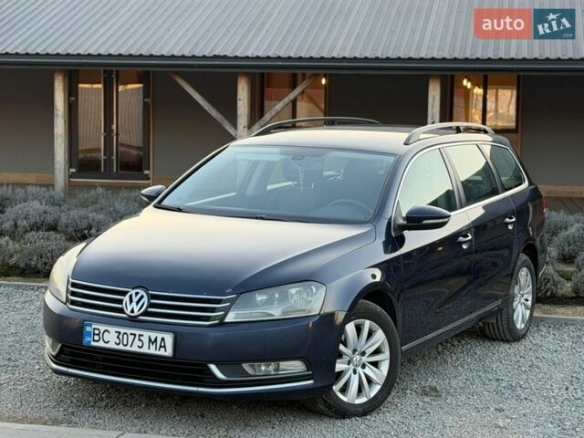 Синий Фольксваген Пассат, объемом двигателя 1.6 л и пробегом 220 тыс. км за 7450 $, фото 1 на Automoto.ua
