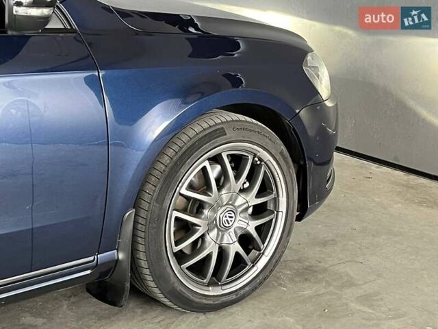 Фольксваген Пассат 2011 в Одессе на Automoto.ua Синий Фольксваген Пассат, объемом двигателя 1.4 л и пробегом 350 тыс. км за 8300 $, фото 6 на Automoto.ua