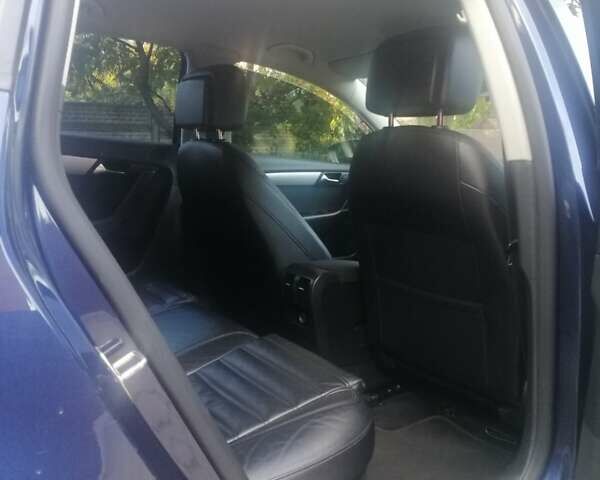 Синій Фольксваген Пассат, об'ємом двигуна 1.6 л та пробігом 285 тис. км за 10500 $, фото 28 на Automoto.ua