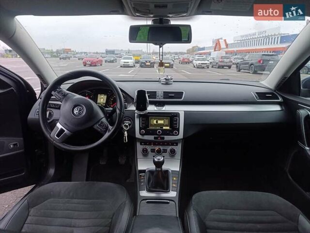 Синій Фольксваген Пассат, об'ємом двигуна 1.6 л та пробігом 237 тис. км за 9700 $, фото 36 на Automoto.ua