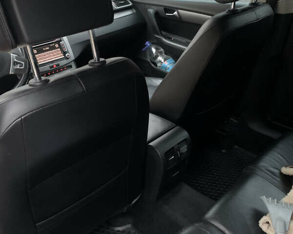 Синий Фольксваген Пассат, объемом двигателя 1.97 л и пробегом 275 тыс. км за 13300 $, фото 3 на Automoto.ua