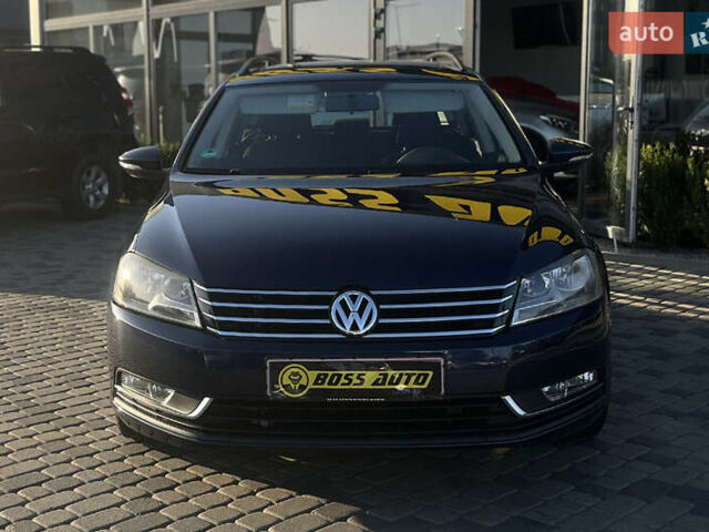 Синий Фольксваген Пассат, объемом двигателя 1.4 л и пробегом 208 тыс. км за 9450 $, фото 1 на Automoto.ua