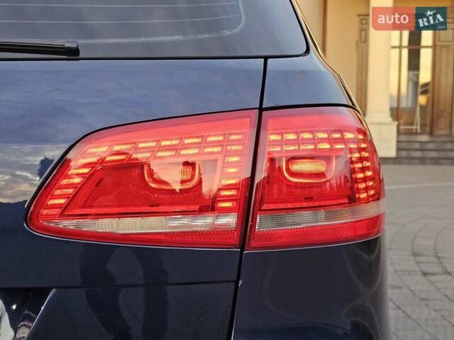 Синий Фольксваген Пассат, объемом двигателя 2 л и пробегом 285 тыс. км за 11600 $, фото 77 на Automoto.ua