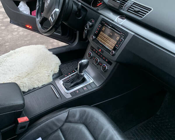 Синий Фольксваген Пассат, объемом двигателя 1.97 л и пробегом 275 тыс. км за 13300 $, фото 1 на Automoto.ua