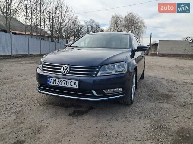 Синий Фольксваген Пассат, объемом двигателя 1.6 л и пробегом 282 тыс. км за 9500 $, фото 2 на Automoto.ua