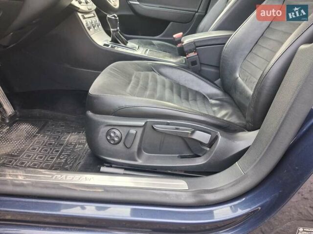 Синий Фольксваген Пассат, объемом двигателя 1.6 л и пробегом 282 тыс. км за 9500 $, фото 16 на Automoto.ua