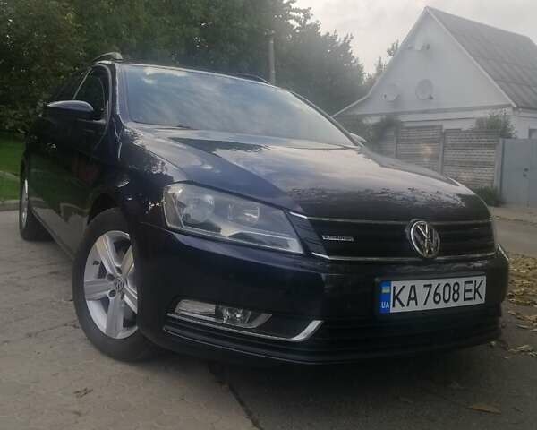 Синій Фольксваген Пассат, об'ємом двигуна 1.6 л та пробігом 285 тис. км за 10500 $, фото 12 на Automoto.ua