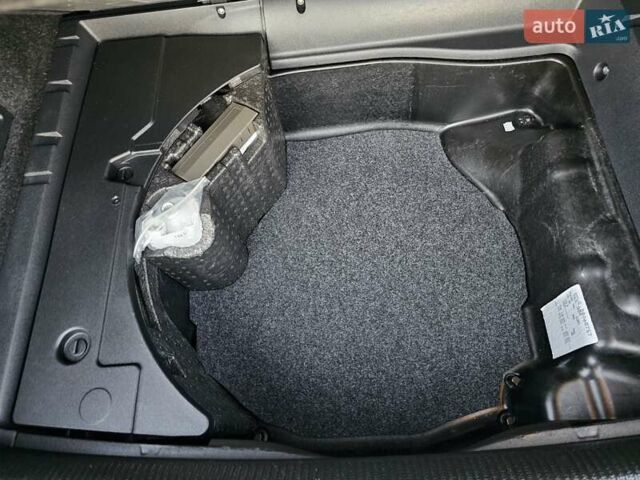 Синий Фольксваген Пассат, объемом двигателя 2 л и пробегом 285 тыс. км за 11600 $, фото 83 на Automoto.ua