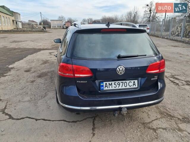 Синий Фольксваген Пассат, объемом двигателя 1.6 л и пробегом 282 тыс. км за 9500 $, фото 10 на Automoto.ua
