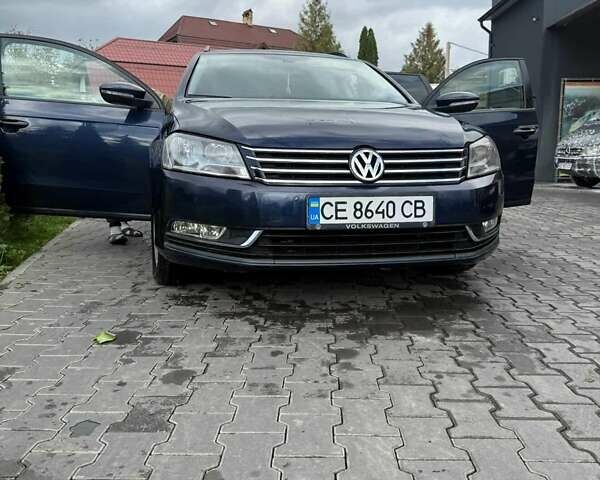 Синий Фольксваген Пассат, объемом двигателя 2 л и пробегом 247 тыс. км за 8700 $, фото 1 на Automoto.ua