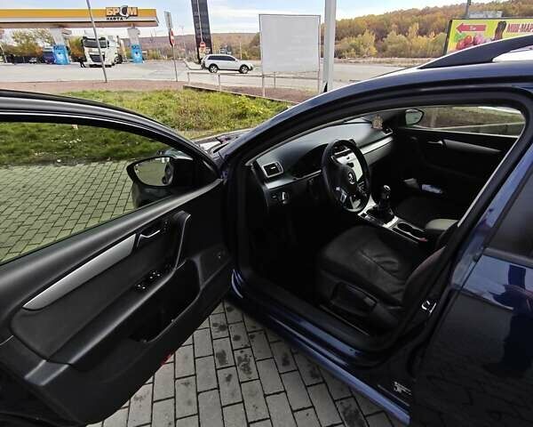 Фольксваген Пассат 2012 в Мукачеве на Automoto.ua Синий Фольксваген Пассат, объемом двигателя 1.6 л и пробегом 324 тыс. км за 7500 $, фото 5 на Automoto.ua