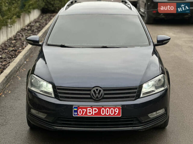 Синий Фольксваген Пассат, объемом двигателя 1.39 л и пробегом 202 тыс. км за 7250 $, фото 4 на Automoto.ua