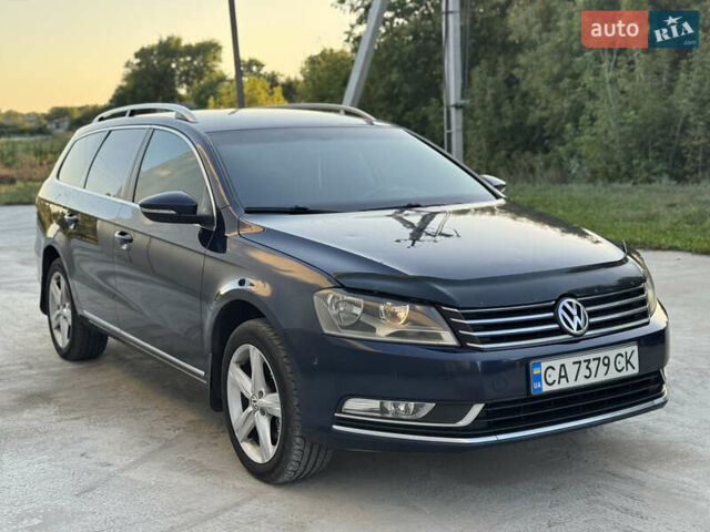 Синій Фольксваген Пассат, об'ємом двигуна 1.97 л та пробігом 326 тис. км за 9500 $, фото 1 на Automoto.ua